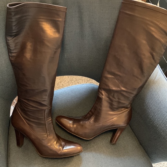 Cole Haan Nydia Sexy Stretch High Heel Tall Boot Brown Size: 8B - Picture 2 of 8